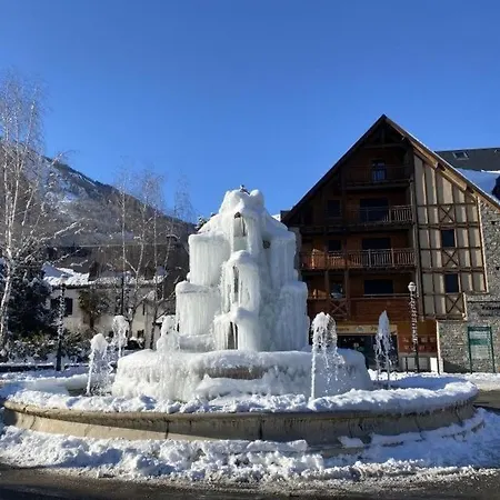 Apartmán T2 Familial 4-5 Pers, 2 Chambres, Bord De La Neste, Parking Prive Gratuit
